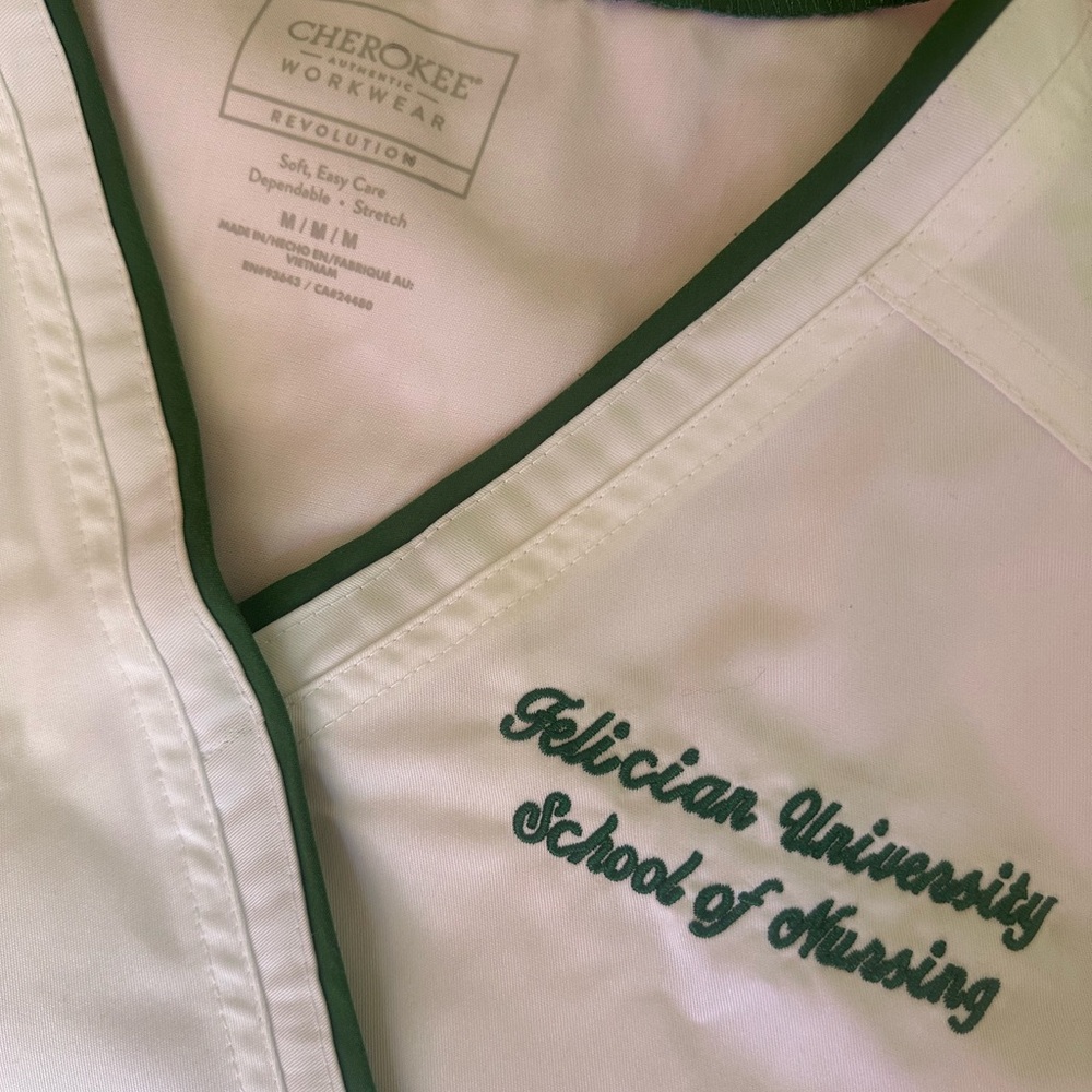 Medium top